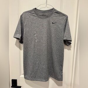 Nike Gray Short Sleeve Tee Athletic Casual